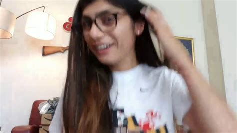 mia khalifa ki sexy videos|Mia Khalifa XXX Videos